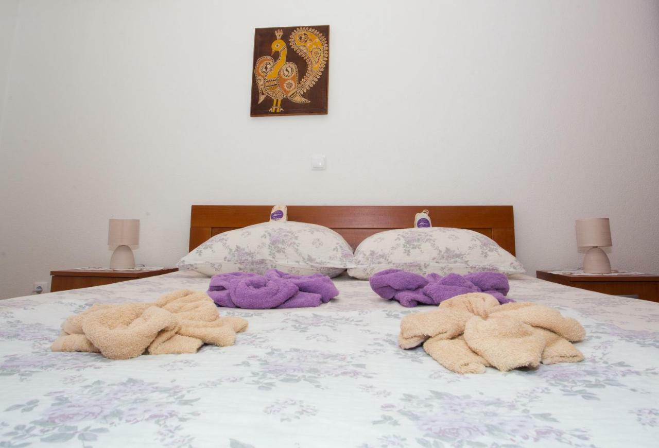 Apartments Mihic Makarska Exterior foto